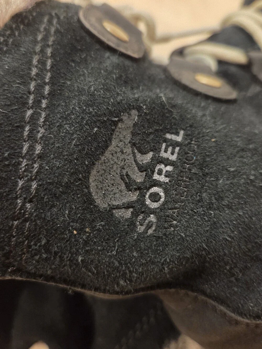 SOREL USA 8.5 EUR 39.5 Women's Black Leather Lined Snow Winter Boots Faux Fur